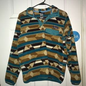Women’s Patagonia fleece sweater
